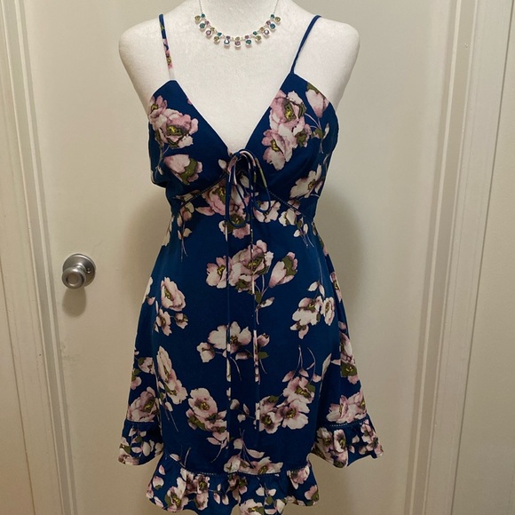 Sugarlips Dresses & Skirts - Brand new never worn